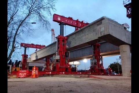 Heavy lifting contractor ALE has used its TLG1000 telescopic  hydraulic gantry for the first time to position concrete girders for the construction of a 5 km railway viaduct in Buenos Aires.